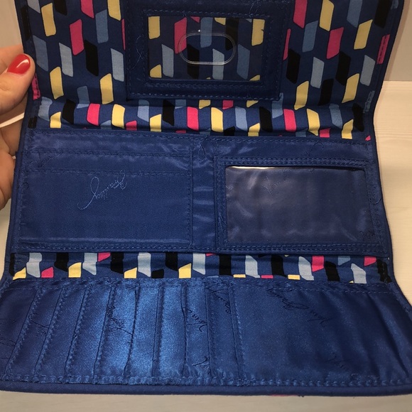 Very Bradley Wallet! - Picture 4 of 5